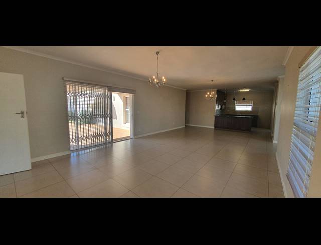 3 BEDROOM HOUSE RENTED IN SUNNINGDALE